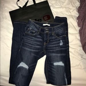 Buckle jeans
